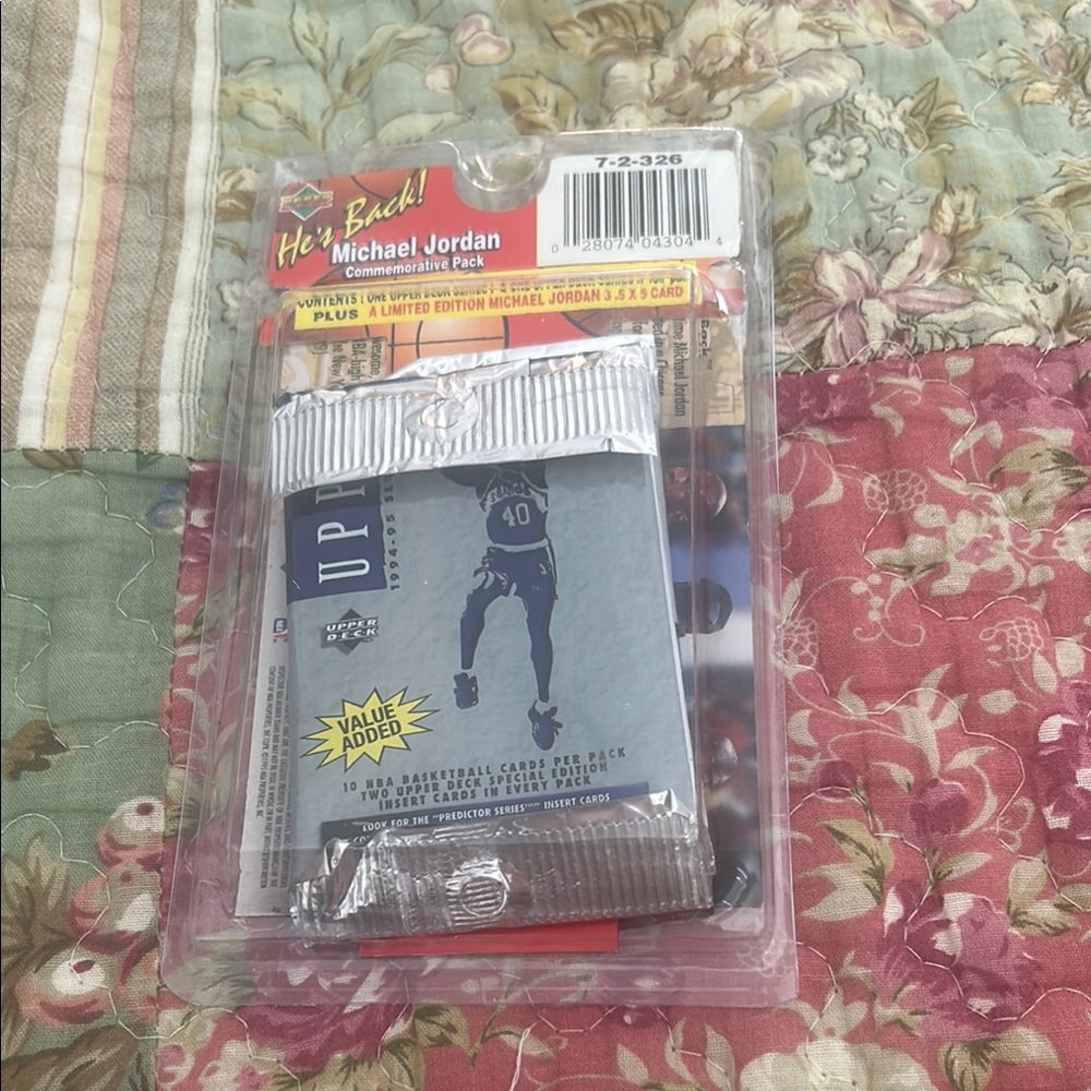 Michael Jordan Commemorative Pack